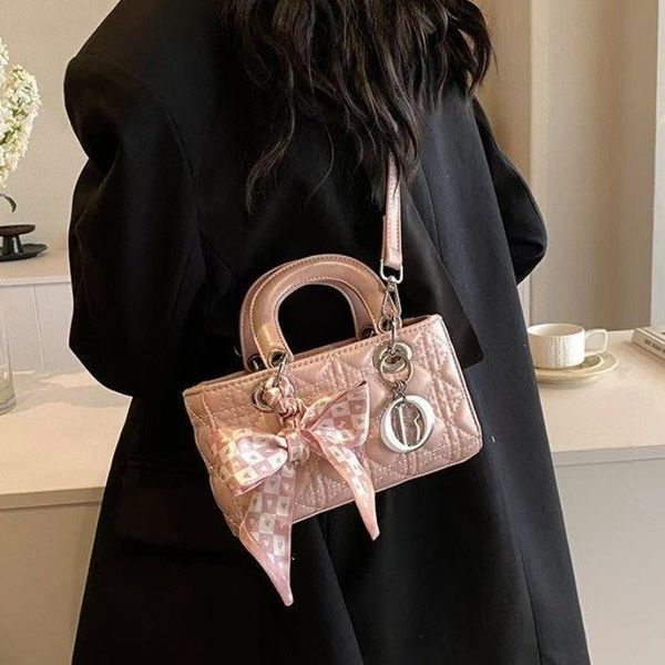 Totes High quality texture high-end temperament ladies' western-style handbag