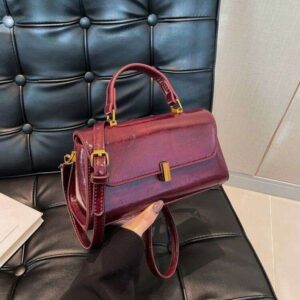 High end feeling light luxury popular hand-held small square bag 2025 new item niche fashion versatile women's crossbody bag trend