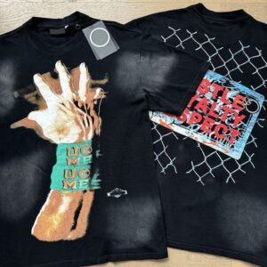 Vintage-Inspired Cotton Blend T-Shirt for All Seasons Durable Unisex Design