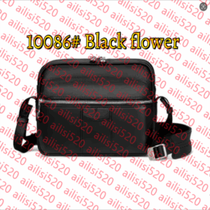 Purses M69443 Luxury trio outdoor waist bags Designer Women Leather men bum bag Clutch CrossBody Waistpacks belt bag Shoulder fashion