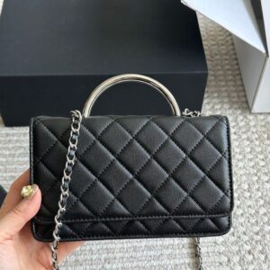 Women Designer Shoulder Bag Mini Flap Wallet with Silver Handle Caviar Leather Turn Buckle Hardware Woven Chain Cross Body Card Holders Luxury Sacoche 20x13cm