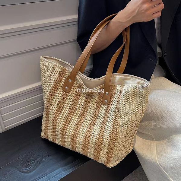 Designer Beach bag Women's High Quality Classic Multi functional Striped handbag Grass Woven Bag Fashionable Japanese and Korean One Shoulder Casual Beach Bag