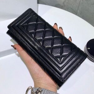 Designer Wallets Black cowhide Caviar Leather Wallet Classic card holder Cowhide Handbags Clutch Bags Luxurys Purse Card Women Credit card slot Fortune bag 19m