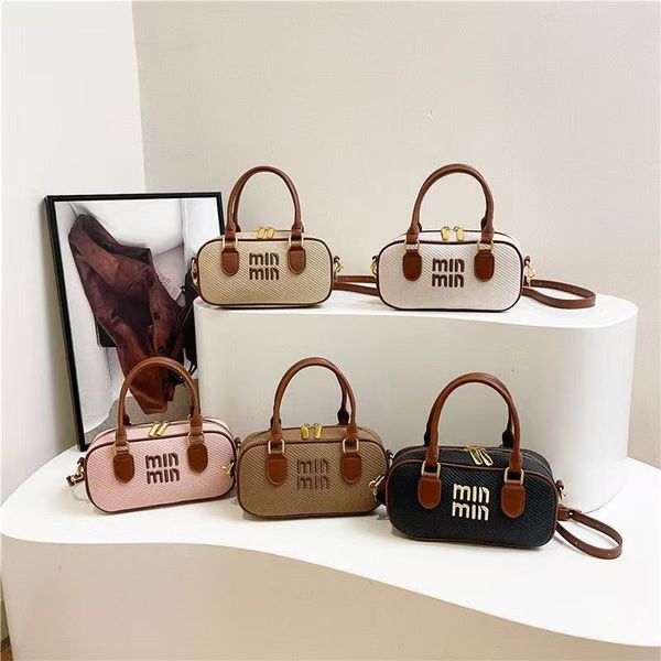 Designer 2025 Shoulder Bag Luxury classical Handbag Fashion Bag messenger crossbody Underarm bag fashionable Portable mini bag 022