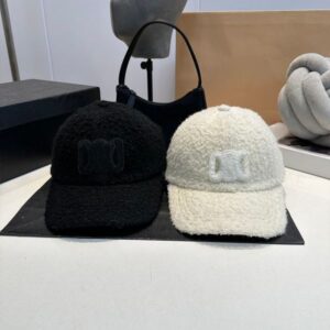 Designer Winter Knitted Hat Mens And Women Knitted Letter Hat Fashionable Black And White Casual Classic Fisherman Hat Autumn And Winter