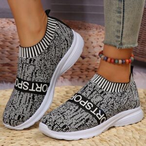 Shoes Designer Women's Lightweight Casual Walking Shoes Fashion Striped Knitted Platform Sneakers Women Slip-On Breathable Mesh Flats Plus Size