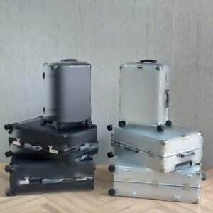Luggage Rim0 Classic series metal universal wheel large capacity trolley case, silver/black fashion luxury boarding box .