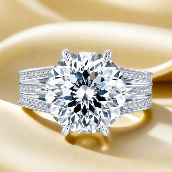 10CT Moissanite VVDS1 Eight Hearts and Arrows S925 Sterling Silver Elegant, Luxurious, Fashionable Designer ring Beautiful Statue of Liberty Ring for your best love