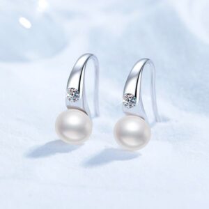 Best-Selling Cross-Border Moissanite Stud Earrings, S925 Sterling Silver Women's Elegant and Versatile Freshwater Pearl Earrings, High-End Fashion Studs Wholesale