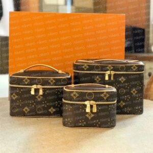 Designer Bag Makeup Bag Luxury Cosmetic bag High Quality Women's Handbag Purse Cowhide travel Storage Bag Toiletry Bag Mini Brown vanity bag designer cosmetic bag 10A