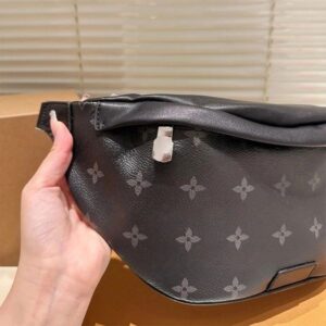 Men's 46.16CM Stylish and Minimalist Waist Bag – Perfect for Any Workplace Setting, Enhancing Your Charisma