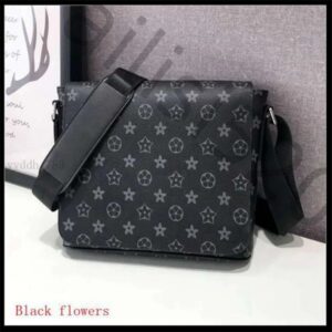 2023 Handbags Men Leather TRIO Messenger Bags Luxury Shoulder Bag Make up Bags Designer Handbag Luxurys designers Mens Shoulder Bags