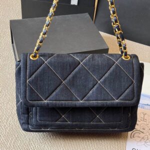 Vintage Women Classic Underarm Shopping Bag 30cm Soft Flap White Thread Golden Matelasse Chain Turn Lock Designer Shoulder Tote Travel Crossbody Handbag Sacoche