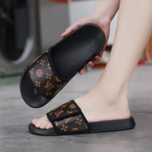Slippers for men trendy outdoor summer personalized trendy outdoor wear beach wear home leisure anti slip soft bottom cool mop sandals