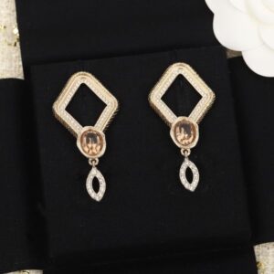 Fashion Designer Women's Elegant Earrings Ear Studs Woman Letters Wedding Special Designer Jewelry with Gift box 26269