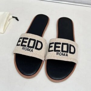 Fashion shoe designer's new sandals for both men and women, luxurious and versatile casual slippers