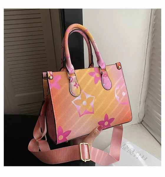 Designer 2025 new casual handbag fashion chain crossbody bag women's mini large capacity 22