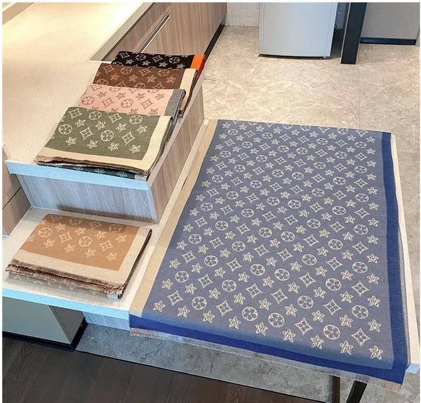 Luxury scarf designers for women cashmere scarf Winter women and men long scarves quality Headband fashion classic printed Shawl