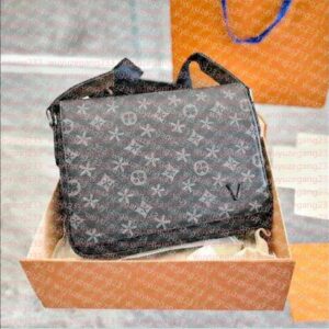 High Quality Mens s trio outdoor Men shoulder bags designer cross body man messenger bag Satchels satchel fashion handbag Composite package backpack