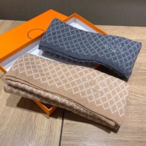 Designer Winter Scarf Unisex Elegant Scarves Fashion Warm Shawl for Man Women 2 Colors