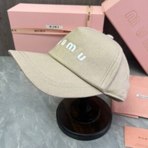 Designer Baseball Hats Fashion Trend Duck Tongue Hat Classic Style Design for Men and Women classic Embroidered Design 4 Colors to Choose