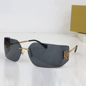 Fashionable Womens face mask sunglasses LW40135 frameless acetate fiber sunglasses UV400 protective Womens casual mask glasses golden decorative logo on frame