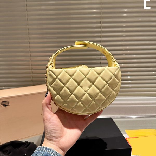 Designer Womens Mini Makeup Bag Leather Gingaid Gold Hardware Metal Buckle Round Cake Bag Luxury Handbag Coin Purse Zipper Seal Sweet Princess Bags Card Sacoche 16cm
