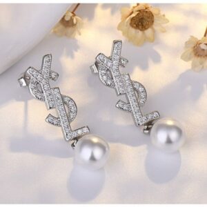 Chic S925 Sterling Silver & Gold-Toned Small Bow Pearls for Simple Female Ear Jewelry