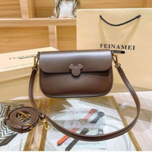 Genuine leather 2025 new high-end niche tofu small square crossbody women's fluffy armpit bag