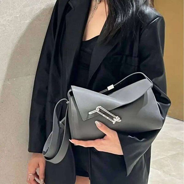 Niche Fashion Genuine Leather Women's Brand Lock Box Buckle Single Shoulder Small Square Bag Armpit Crossbody For Men