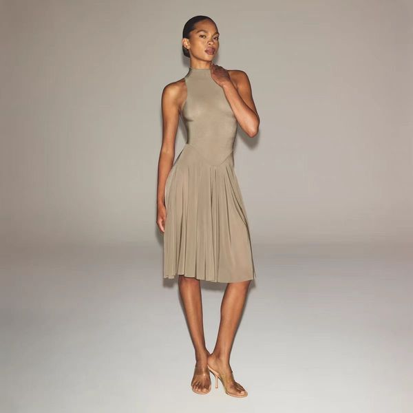 10A quality high neck sleeveless designer pleated Ski dress casual and comfortable slim fit and slimming pure desire for spicy girl style