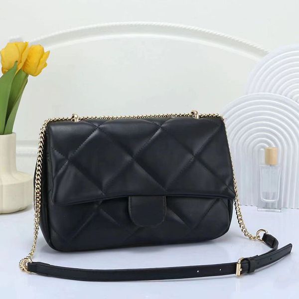 Designer bag Classic Woman Women luxurys leather Shoulder bag Handbags Messenger bag Clutch Flap crossbody Wallet lady clutch Fortune bag 31m