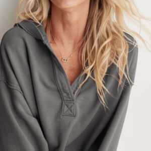2025 new free shipping designer tshirt for womens rose red gray apricot beige black hoodie hooded long sleeved shirt