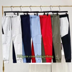 Fashionable Sportswear Sweatpants and Designer Shorts for Men and Women Tech Fleece Joggers and Cool Trousers Paneled Street Casual Fit Pants Outdoor Activities