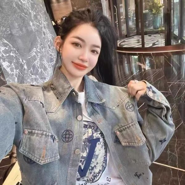 9AAA Womens Denim Jackets Slim Tops For Lady With Letter Zippers Button Budge Spring Autumn Coat Jeans Fashion Jacket Long Sleeves S-2XL