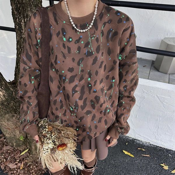 European station leopard print plus velvet thickened long-sleeved sweatshirt women's mid-length style age-reducing top