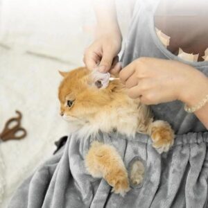 Home Use Cat Hugging Apron – Leakproof & Hairless for Cats