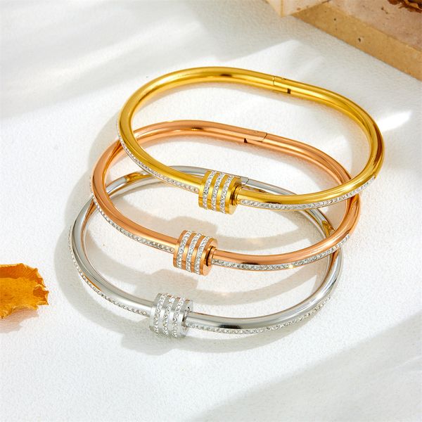 1pc Fashion Stylish 316L Stainless Steel Zircons Cuff Buckle Bangles 18K Rose Gold Plated Titanium Bracelets Wristband Chic Women Jewelry Retail/Wholesale/Custom