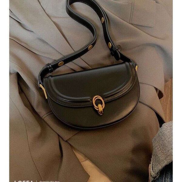 high-end saddle small 2024 new fashionable versatile women's armpit shoulder crossbody bag