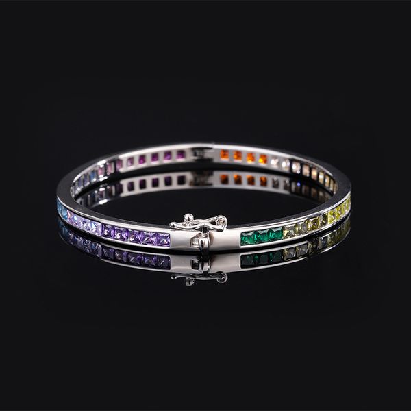 Chic Womans Bangle Made from High-Quality S925 Alloy With Simulated Precious Stones Displaying a Stunning Ombre Effect