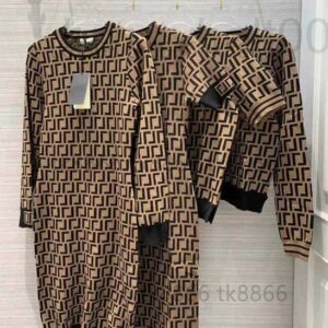 Casual Dresses designer Women Classic vintage Knit Dress Fashion clothes full letter Luxurious senior short sleeves Long sleeve 5 kinds of OJQY