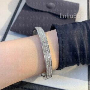 Top quality Silver Thick bracelet gold Full Sky Star Designer Bracelet with diamonds for women top V-gold 18k with box Open Style Wedding Jewelry