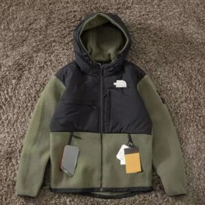 Mens Designer Outdoor soft shell jacket sports and leisure windbreaker fleece fleece jacket running suit