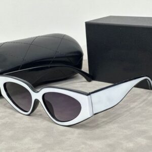 Sunglasses Designer Womens cat eye Sunglasses Luxury and High end Classic Triumphal Arch Fashion PC Frame Outdoor Beach Driving glasses UV Protection with Box