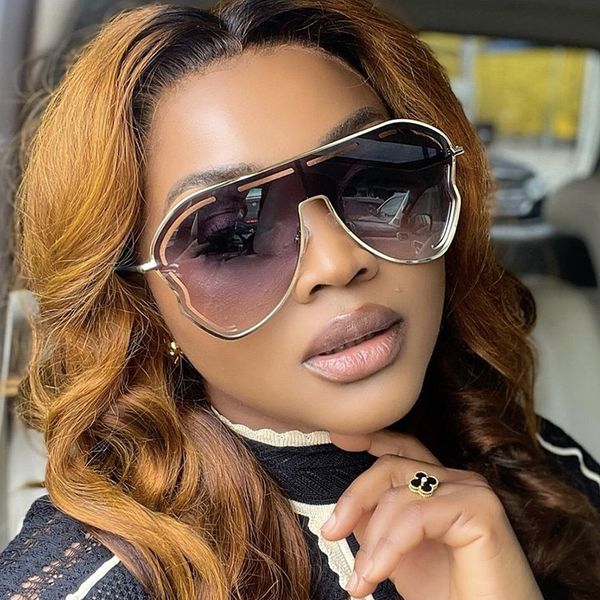 2025 New European and American Hot Girl Conjoined Large Frame Toad shaped Sunglasses Outdoor Men's and Women's Fashion Sunglasses