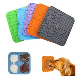 Pet Lick Silicone Mat Pet Slow Food Plate Dog Bathing Distraction Silicone Dog Sucker Food Training Dog Feeder Supplies for Dogs