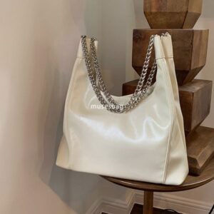 Designer Women's High Quality Retro Multi functional Soft Large Capacity Tote Bag Trendy and Advanced Single Shoulder Large Bag Underarm Bag Chain Stray Bag