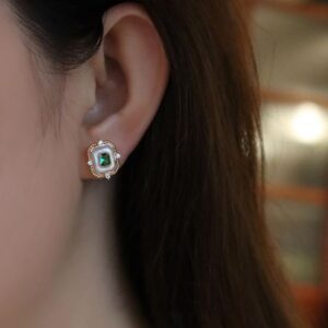 2025 Retro Fashion Exquisite Eco-friendly Brass White Fritillary Emerald Zircon Ear Studs For Women French Gentle Light Luxury Court Design High Sense Earrings