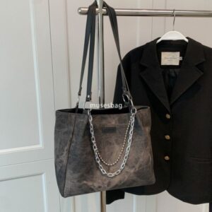 Designer Women's High Quality European and American Classic Retro Multi functional Bag Essential Fashion Heart Embossed Plush Tote Bag Large Capacity Shoulder Bag