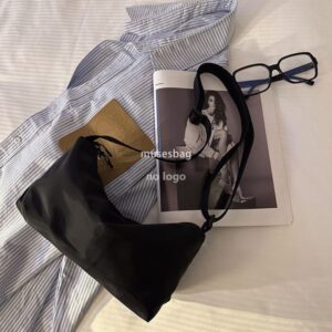 Sports leisure solid color crossbody bag washed canvas bag female Korean version of a new shoulder bag small body bag for men and women